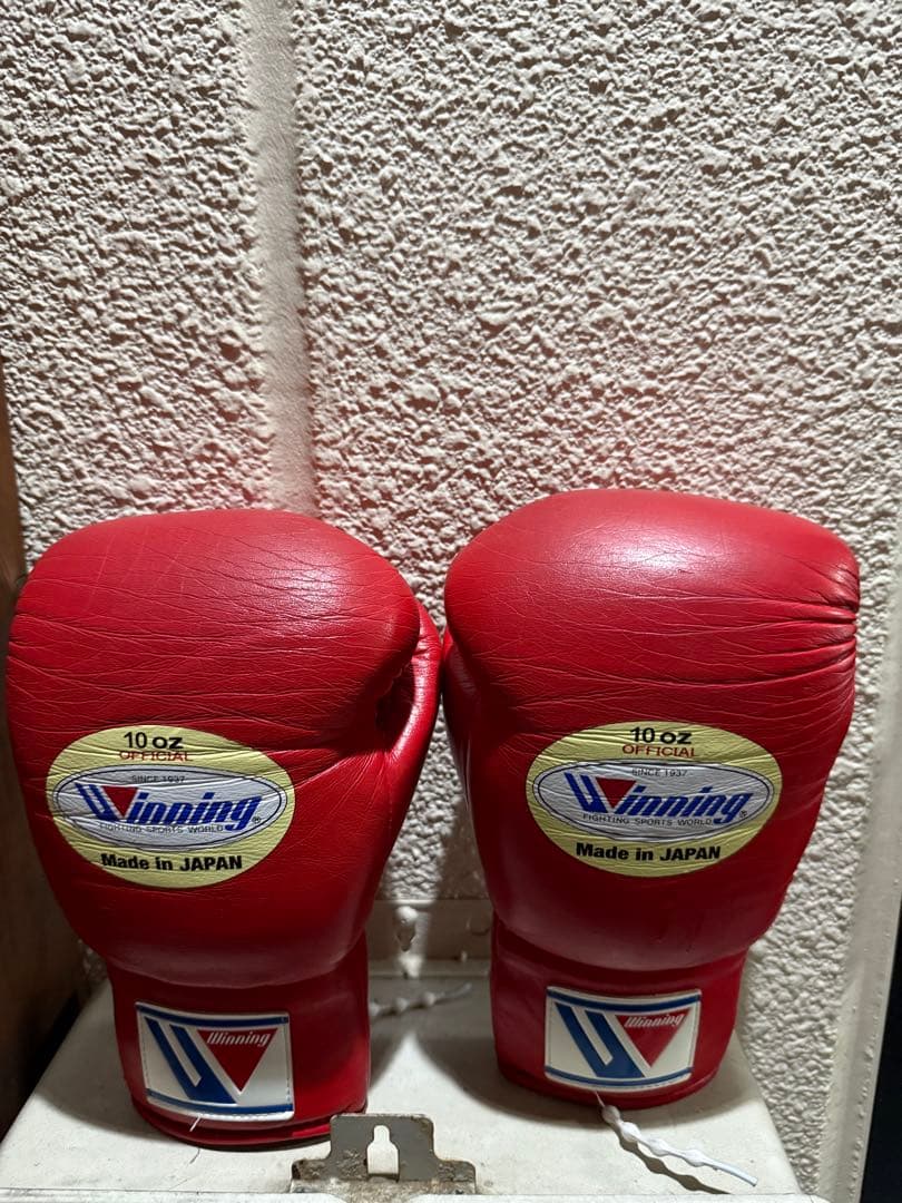 k*u様 ウイニング　winning ボクシンググローブ　赤　10オンス(oz)