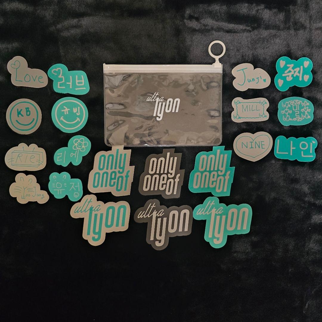 【#9 K-POP まとめ売り】④OnlyOneOf FC 交通カード 2セット