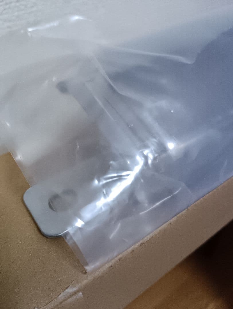 三菱ふそうスーパーグレート純正メッキバンパーリップ17型（センターのみ)