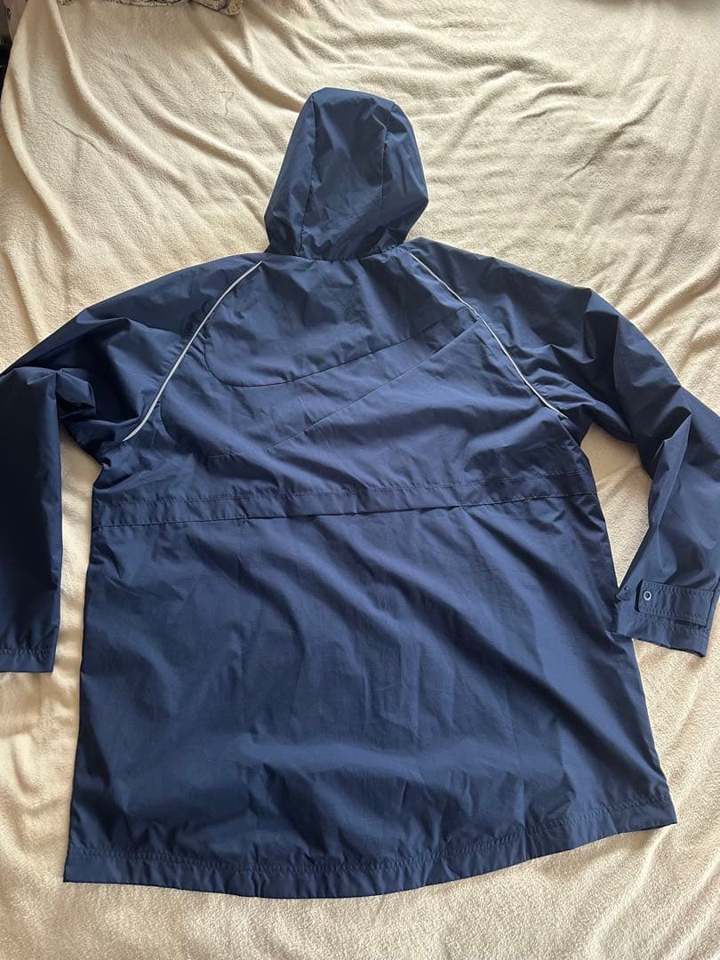 【美品】NIKE ナイキサッカー　バルセロナウィンドブレーカー　XXL