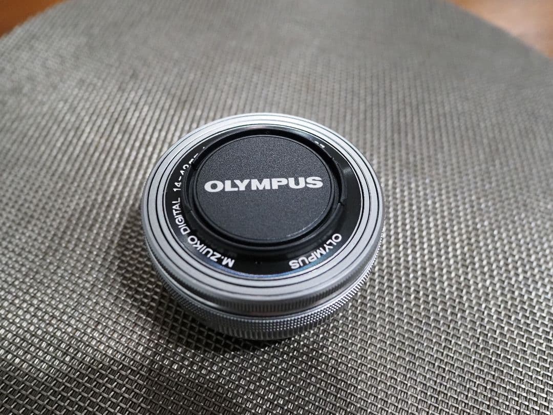 OLYMPUS M.ZUIKO DIGITAL 14-42mm ズームレンズ