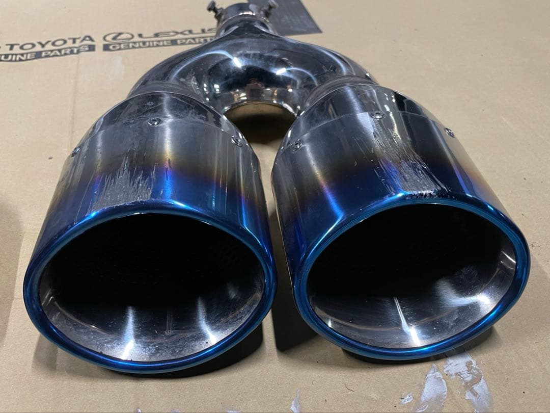 アルファード ヴェルファイア　アドミレイション　マフラー　テールエンド