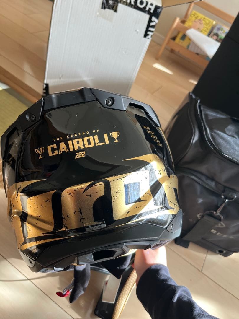 セキュリティ・セーフティ Airoh Aviator 3 TC 222 THE legend