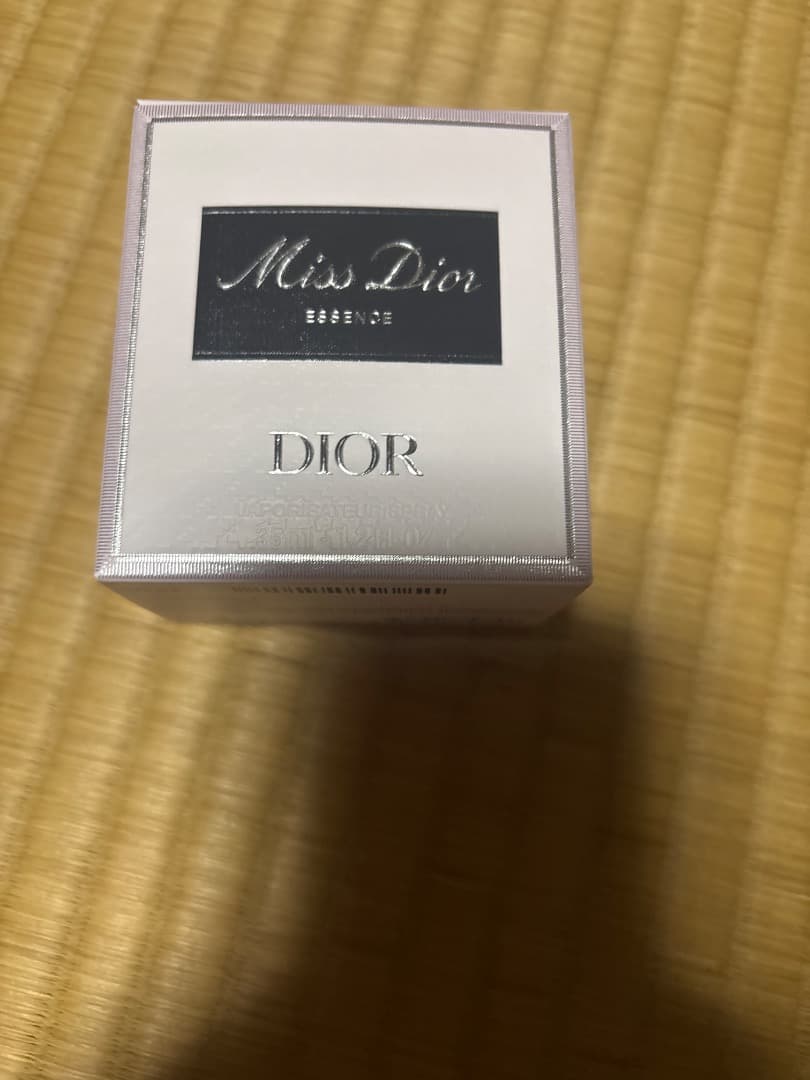 Miss Dior Essence 35ml 値下げ不可
