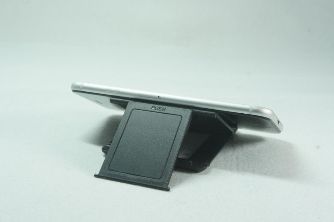 ☆☆美品　iPhone SE2 ホワイト 128GB SIMフリー☆☆