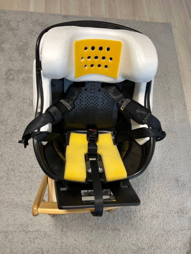 【R129】クルムーヴ アドバンス ISOFIX エッグショック JP-590