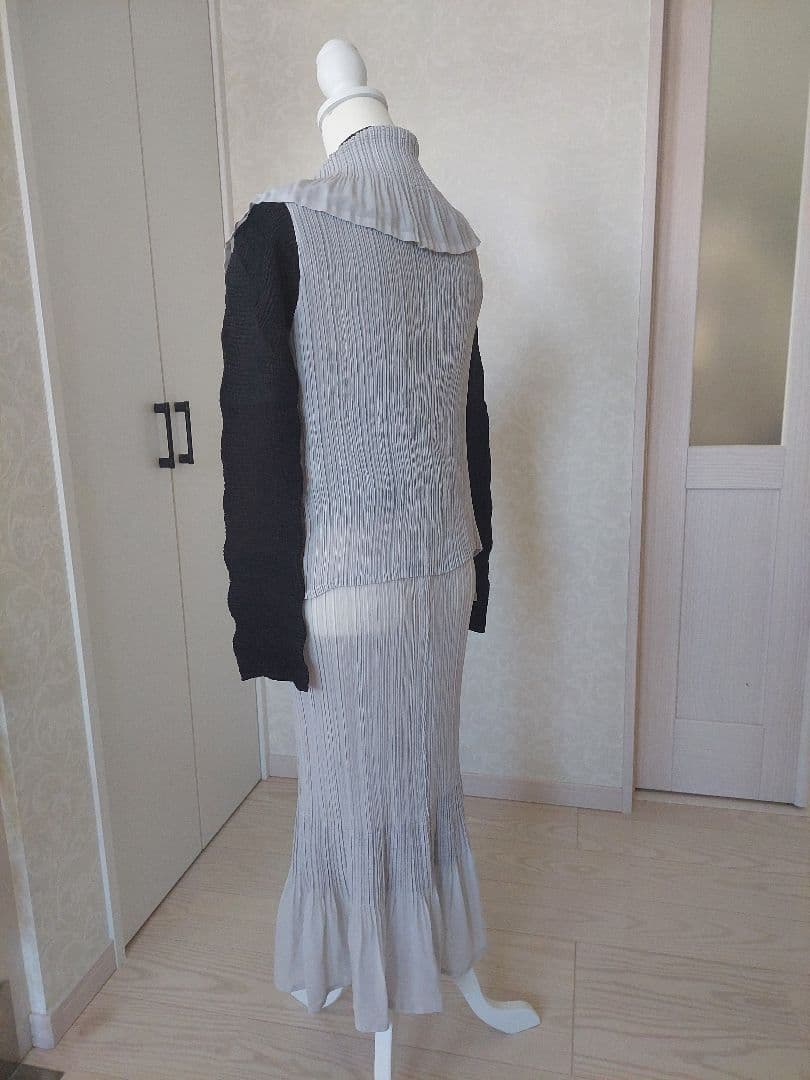 難アリ▪︎ISSEY MIYAKE FETE▪︎ベスト▪︎ストール可能