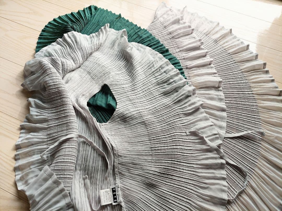難アリ▪︎ISSEY MIYAKE FETE▪︎ベスト▪︎ストール可能