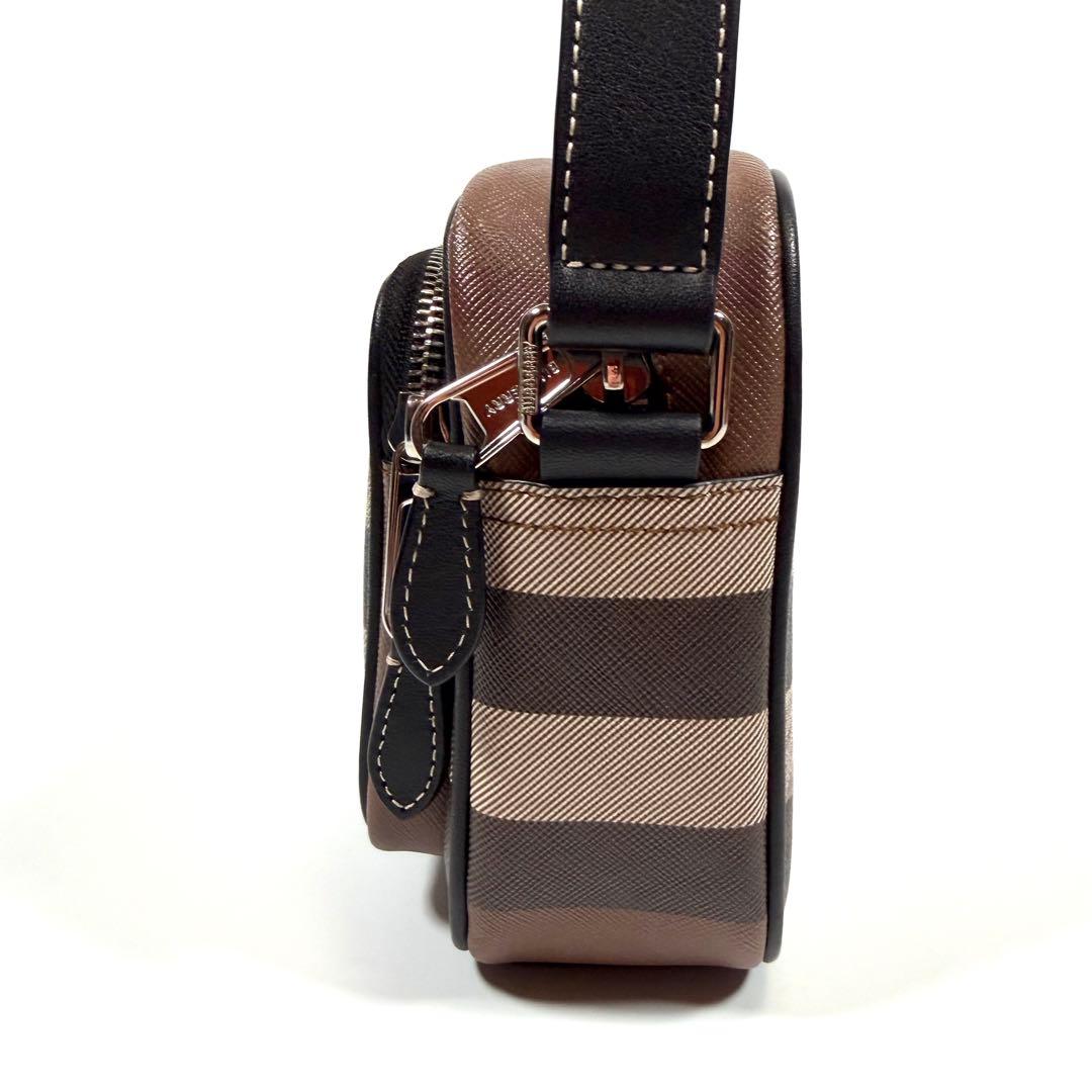 【未使用に近い】【現行】バーバリー　パディバッグ　チェック柄　PVC ブラウン