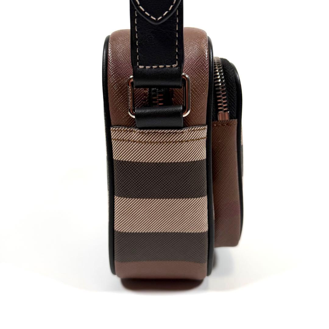 【未使用に近い】【現行】バーバリー　パディバッグ　チェック柄　PVC ブラウン