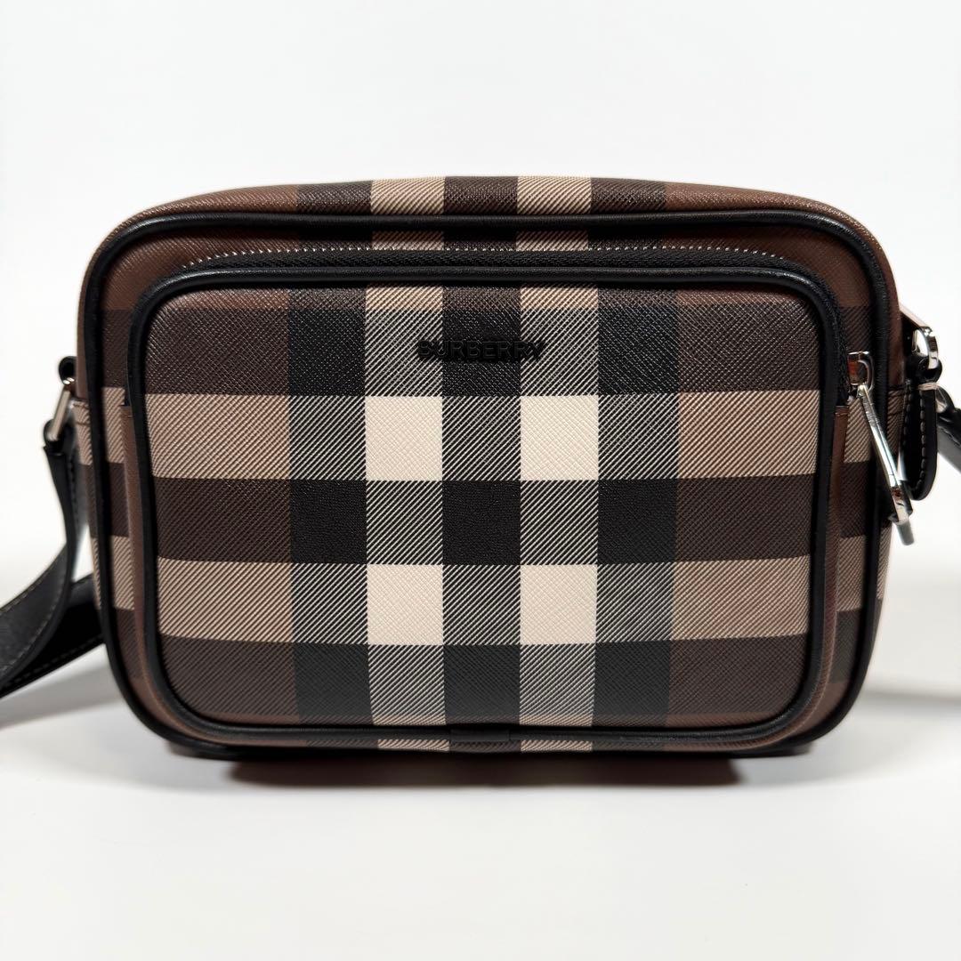 【未使用に近い】【現行】バーバリー　パディバッグ　チェック柄　PVC ブラウン