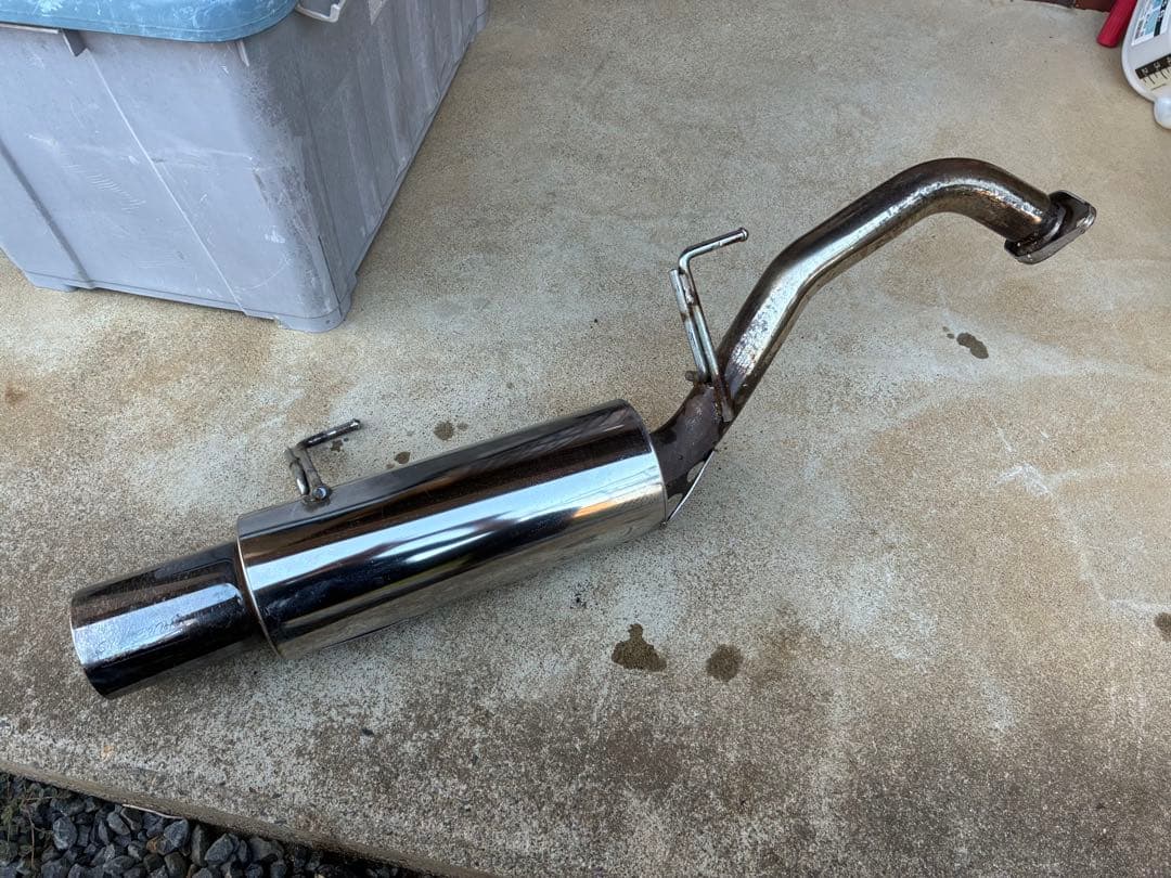 Z12 キューブ 社外マフラー