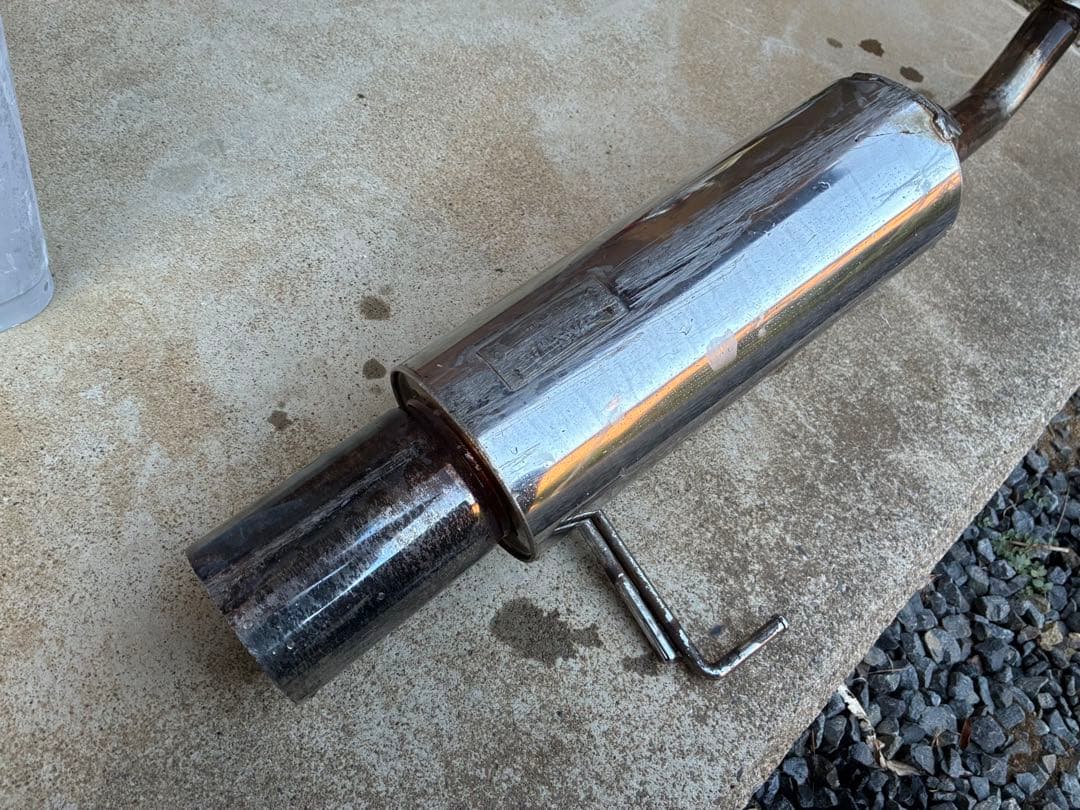 Z12 キューブ 社外マフラー