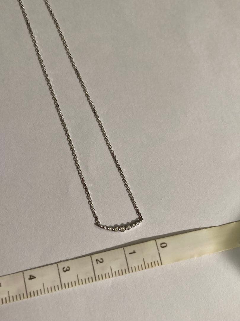 k10 WG ダイヤモンド スマイルラインネックレス