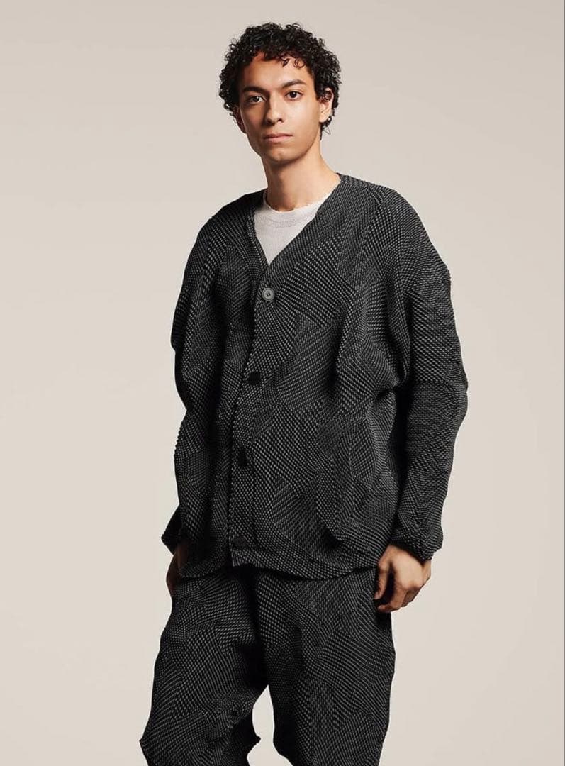 早い者勝ちAPOCABLE ISSEYMIYAKE TYPE-O010 トップス