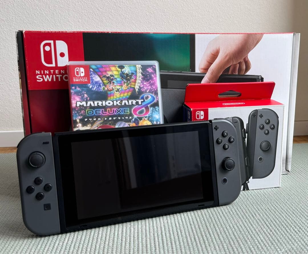 Nintendo Switch、joy con、マリオカート8デラックスのセット