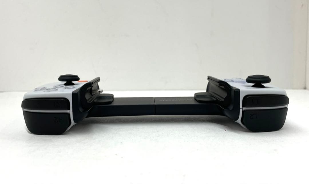 Backbone One 第2世代 iPhone用ゲームコントローラー