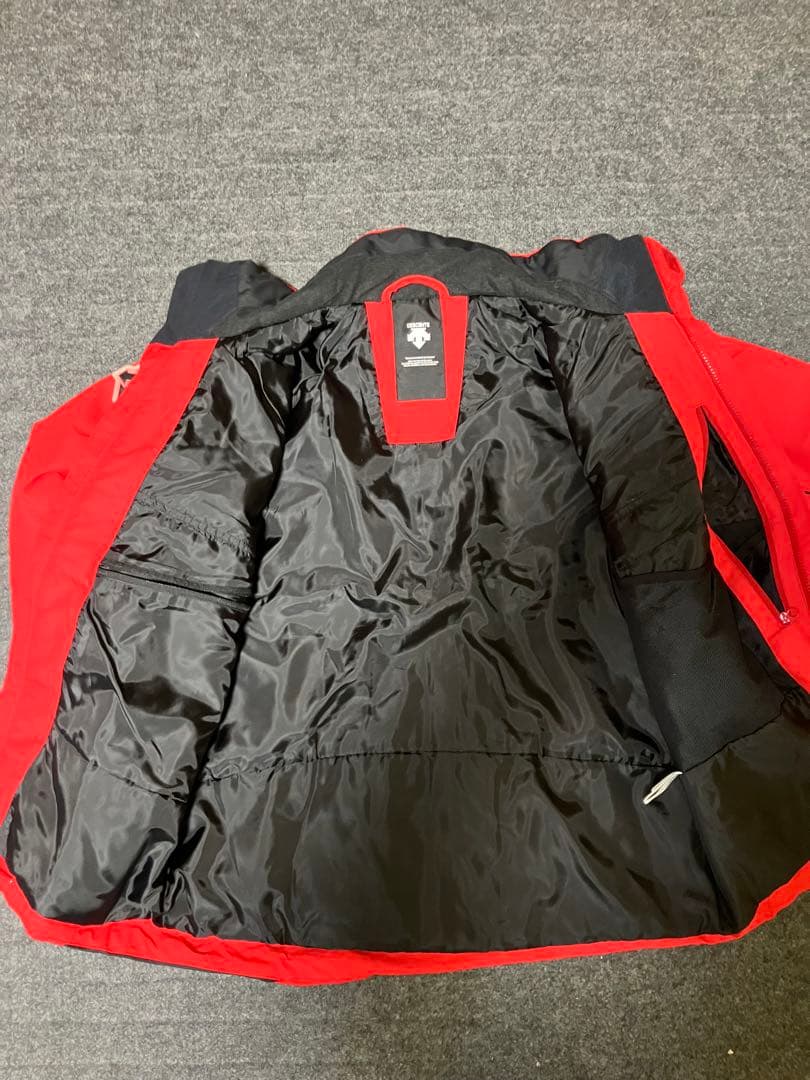デサントスキーウェア　DESCENTE 上下セット メンズL 美品　格安