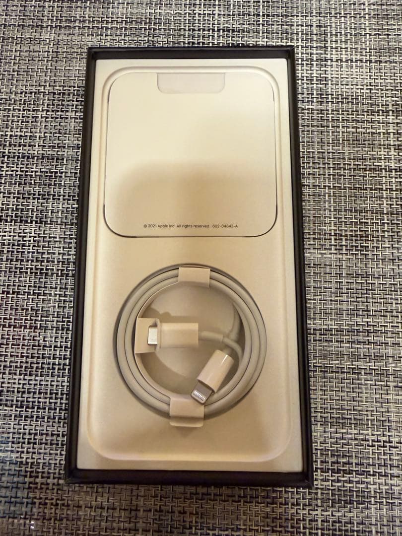 【美品】iPhone13ProMaxシエラブルー128GB simフリー箱あり