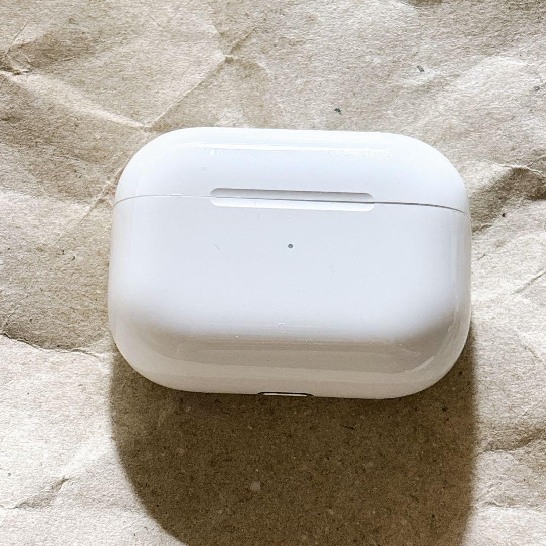 AirPods Pro（第2世代）magsafe 充電ケース (USB-C)