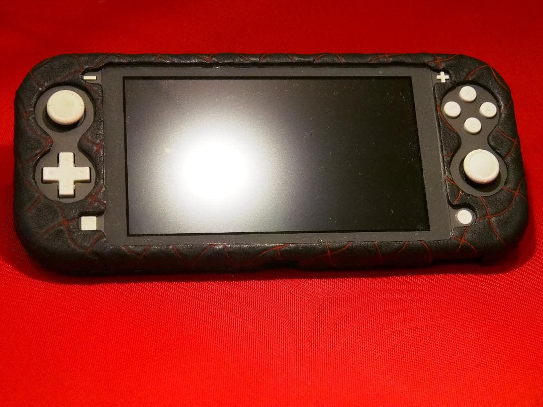 Nintendo Switch Lite ハードケース（禍々しい）