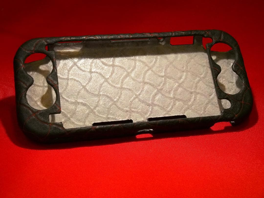 Nintendo Switch Lite ハードケース（禍々しい）