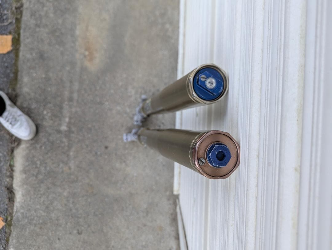 SHOWA サスペンションフォーク ゴールド/ブラック