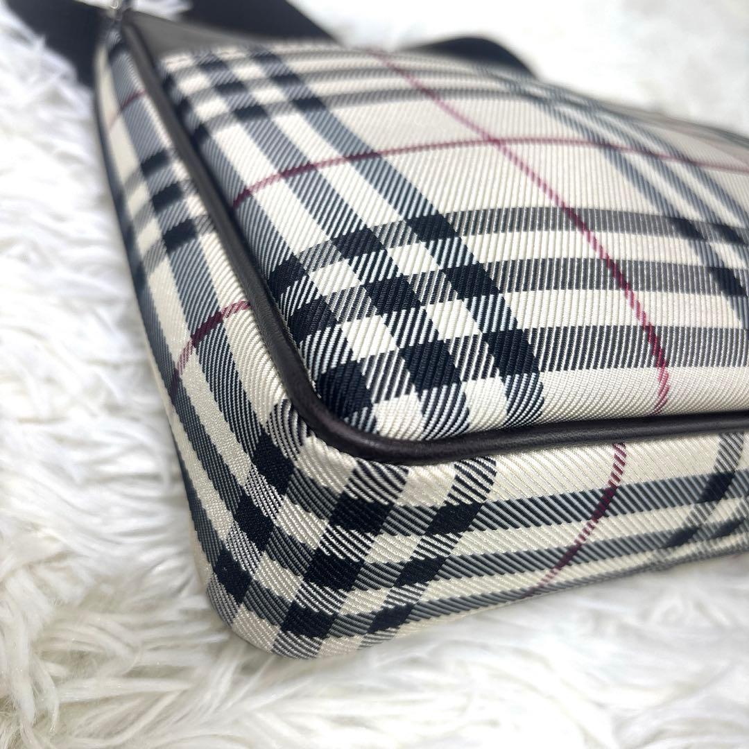 [美品] BURBERRY バーバリー　ショルダーバッグ　ノバチェック