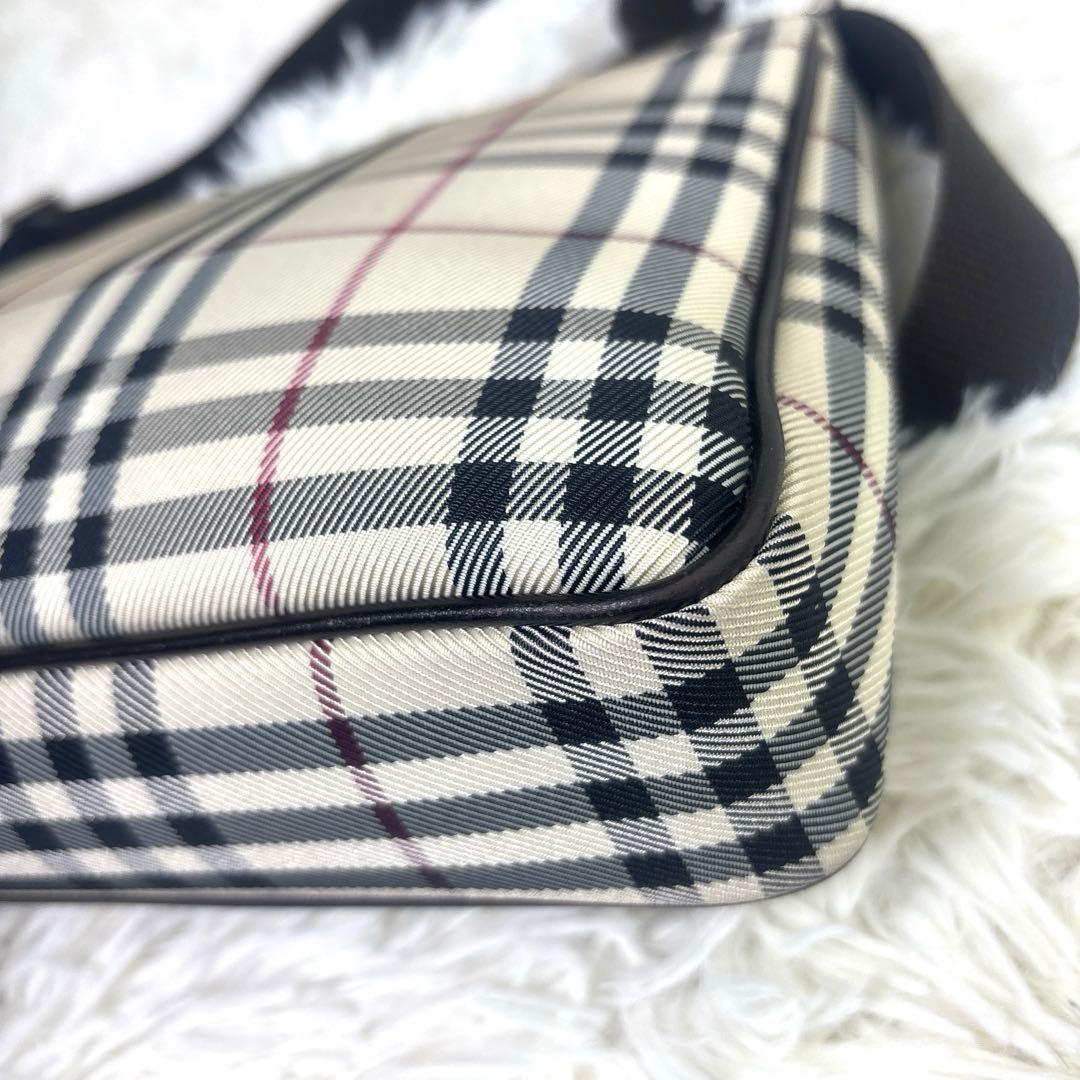 [美品] BURBERRY バーバリー　ショルダーバッグ　ノバチェック