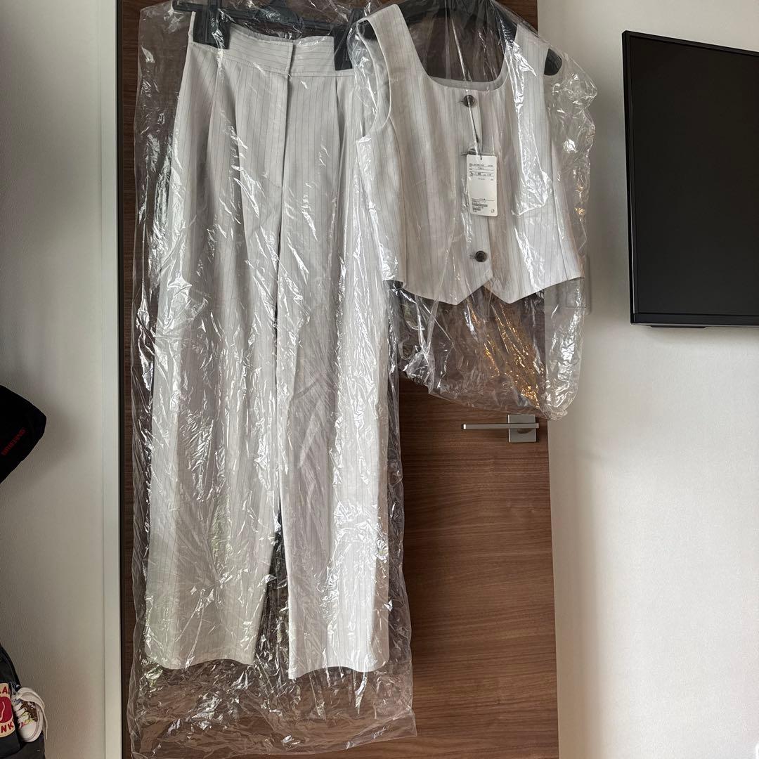 ユナイテッドアローズ　セットアップ　ベスト　卒業式　入学式　スーツ　結婚式