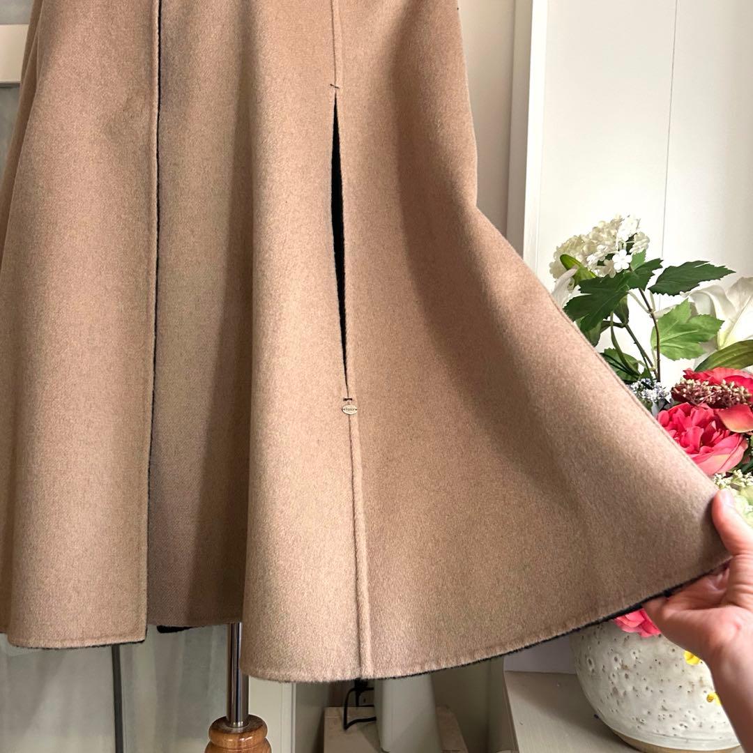 ほぼ未使用　2023〜2024年　フォクシーカシミヤ100%ミンクファーポンチョ