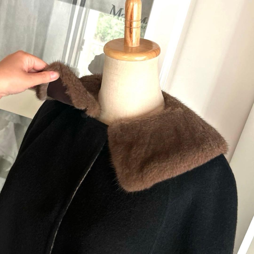 ほぼ未使用　2023〜2024年　フォクシーカシミヤ100%ミンクファーポンチョ