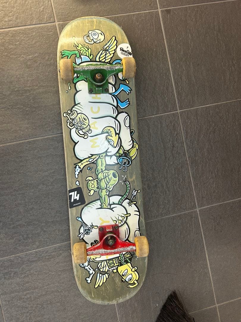 トイマシーンコンプリートスケボー