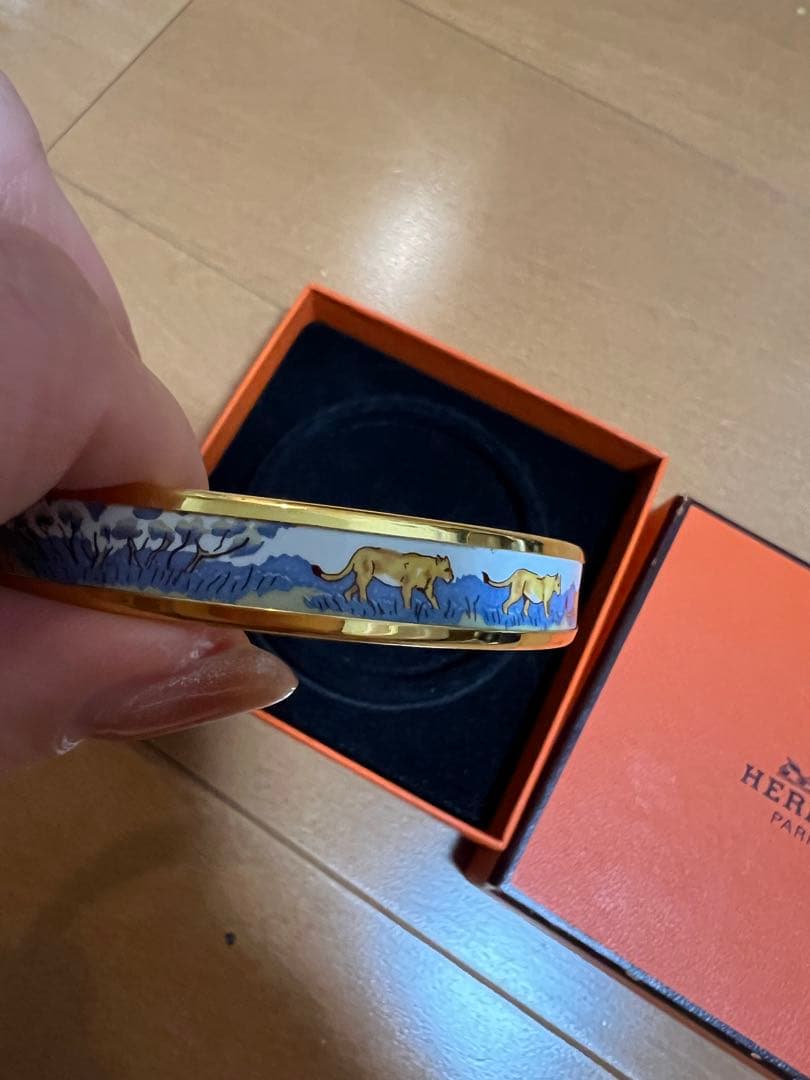 HERMES エルメス ブレスレット バングル エマイユPM ライオン　美品