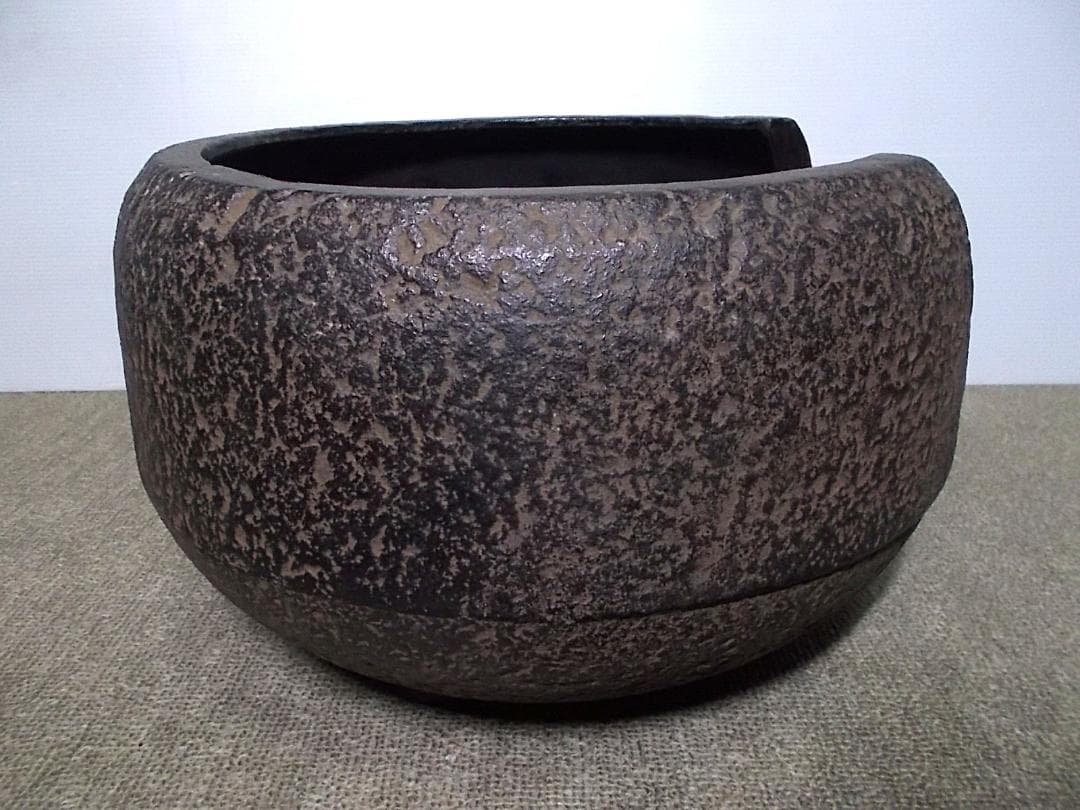 茶道具 鉄鋳物 茶釜 未使用五徳 風炉 桜地紋 底瓦 送料込み