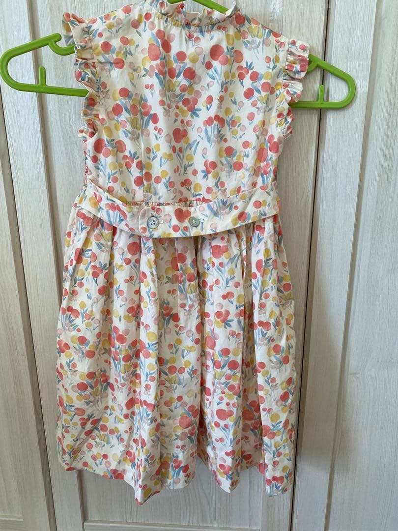 サンサカエプチ　Amaia ノースリーブワンピース 4y