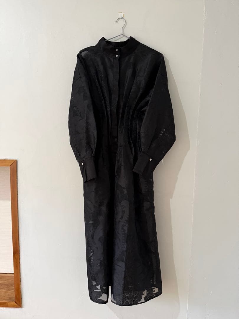 240◆AMERI◆UND SHEER JACQUARD TUCK DRESS◆