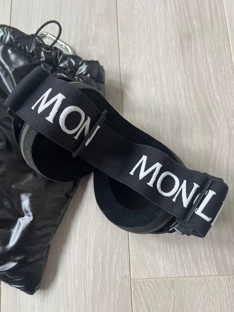 モンクレール　スノーゴーグル