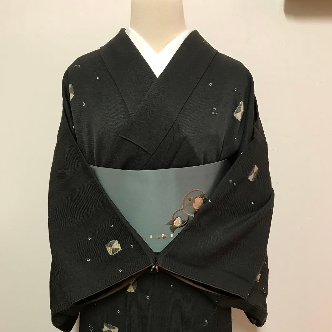 オシャレな縞の地紋　縫絞り織　つまみ絞り　シックな色合いをキュートに⭐️ 松拍落款