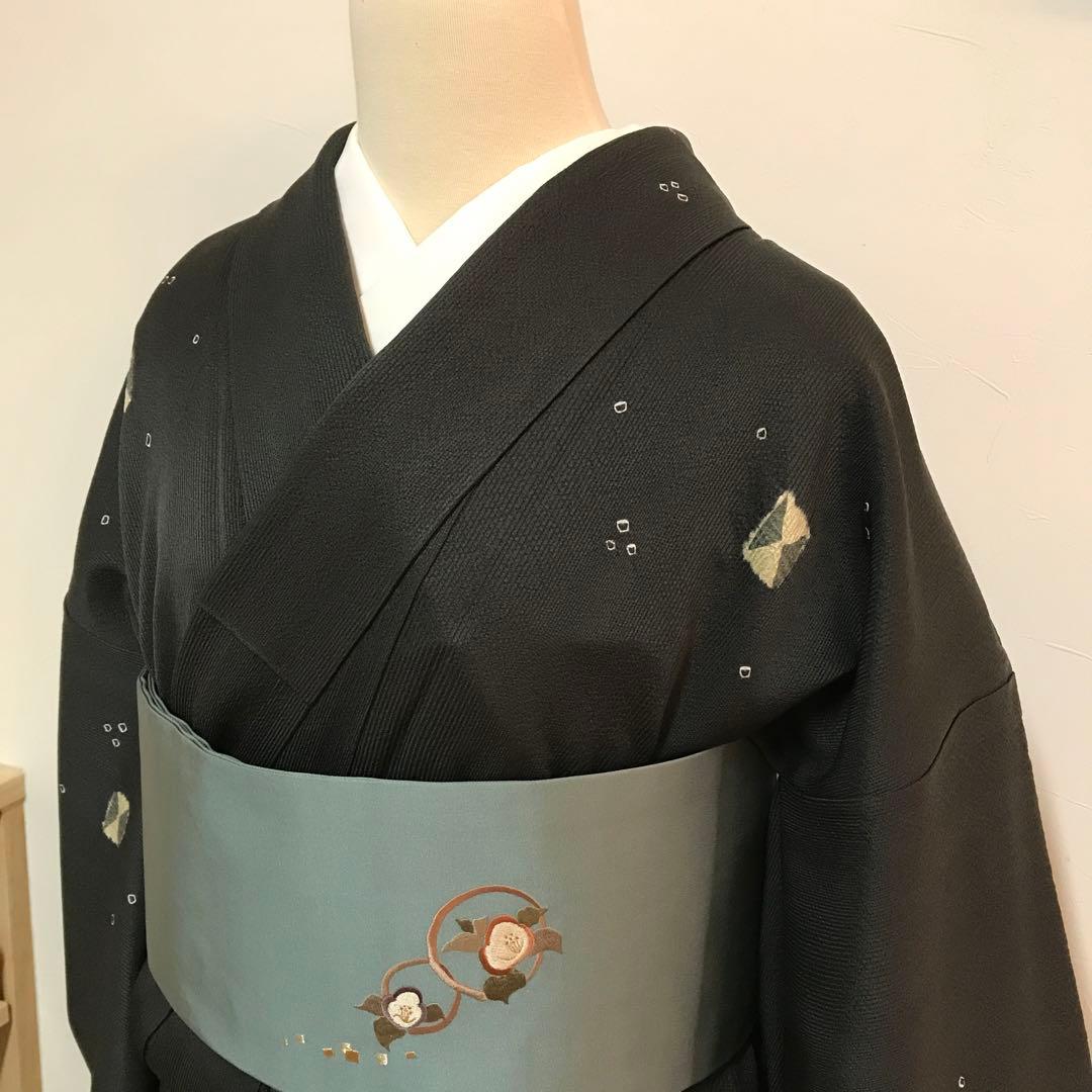 オシャレな縞の地紋　縫絞り織　つまみ絞り　シックな色合いをキュートに⭐️ 松拍落款