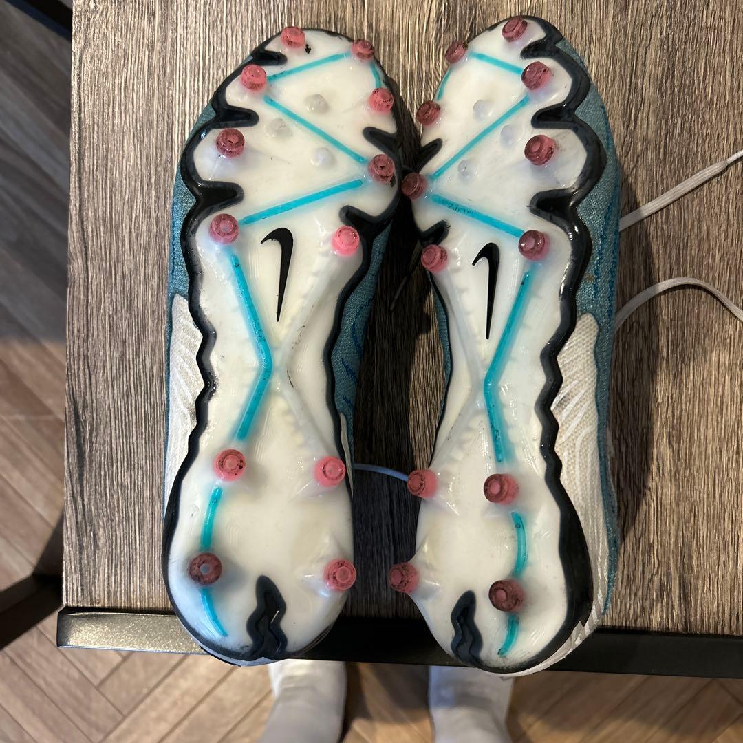 NIKE ファントムGXDF 28cm