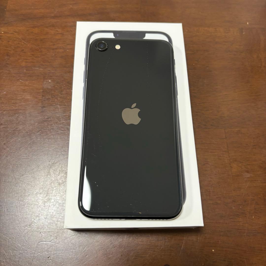 猫*様 iPhone SE2 128GB SIMフリー ブラック　黒