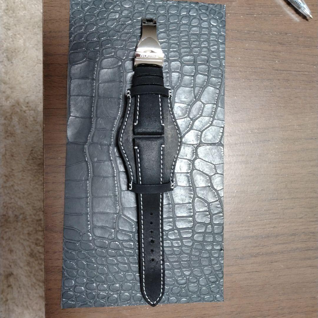 ニ*ー様 TUDOR　純正レザーベルト　美品