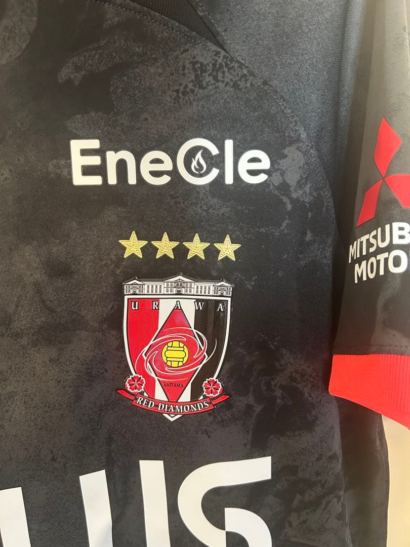 浦和レッズ　ユニフォーム　黒ユニ サイズM