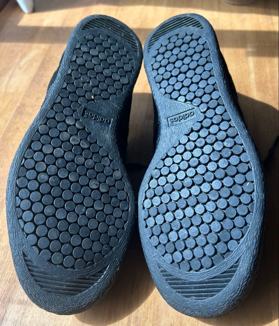 adidas STADT アディダス　シュタット　スニーカー