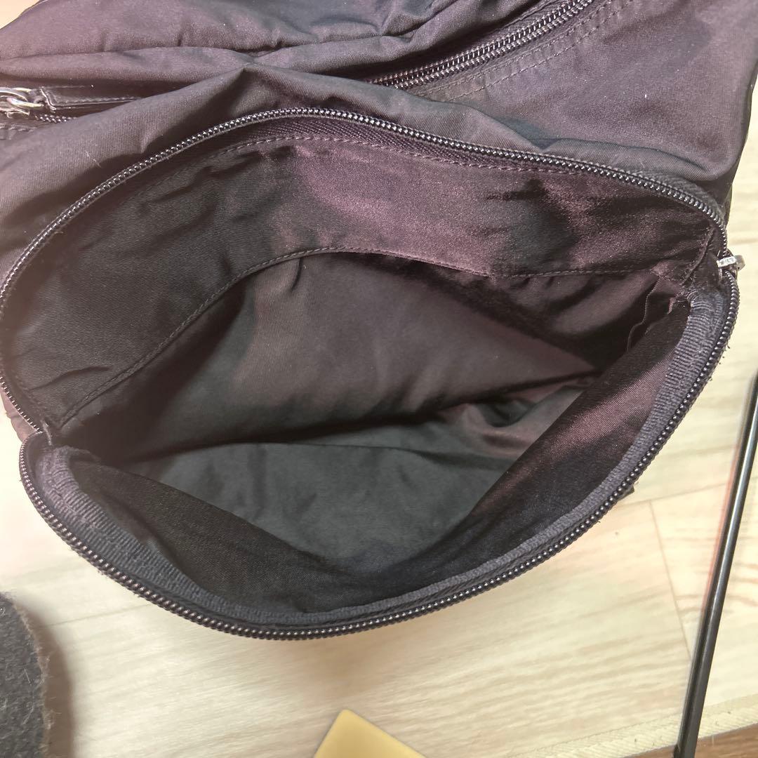 プラダ ショルダーバッグ