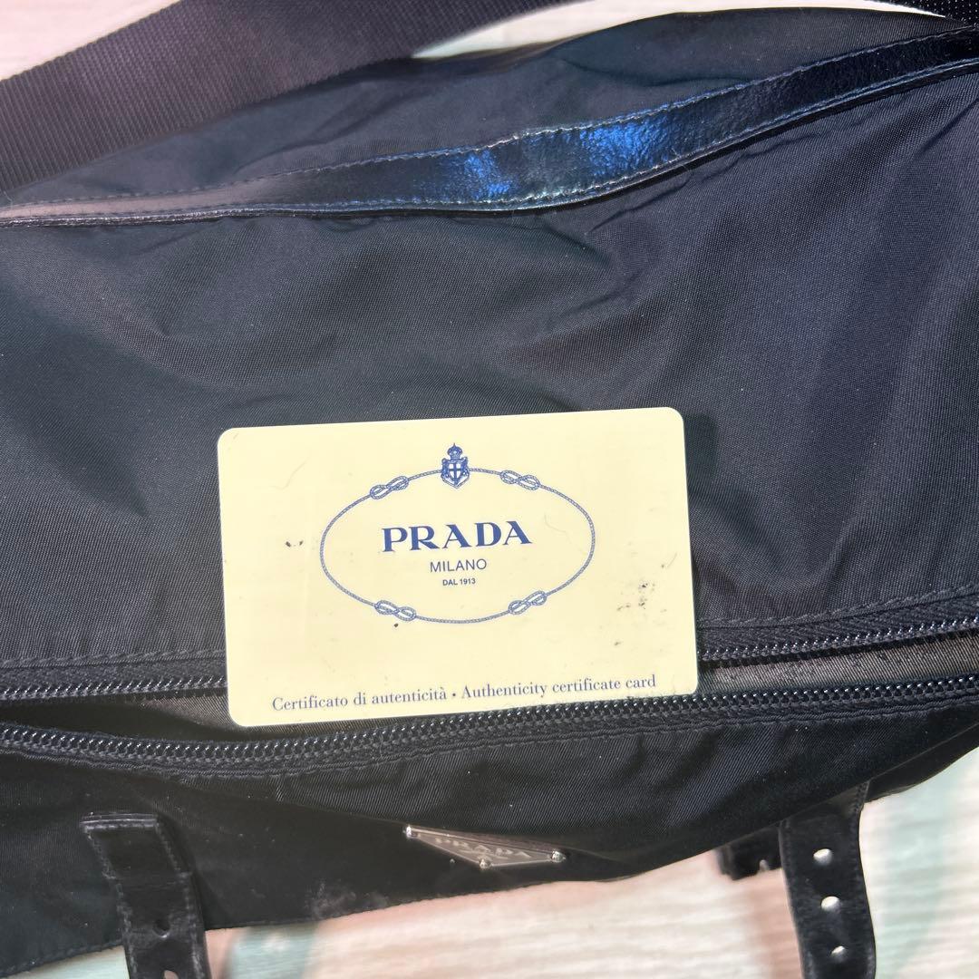 プラダ ショルダーバッグ