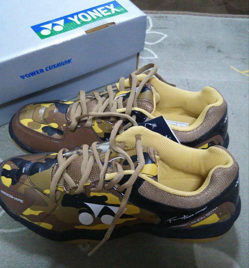 新品 YONEX バドミントン シューズ 25.5㎝