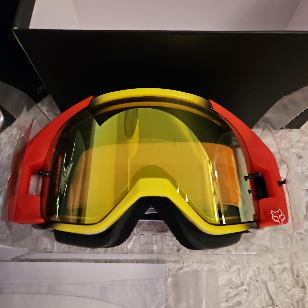 Honda Supreme ゴーグル