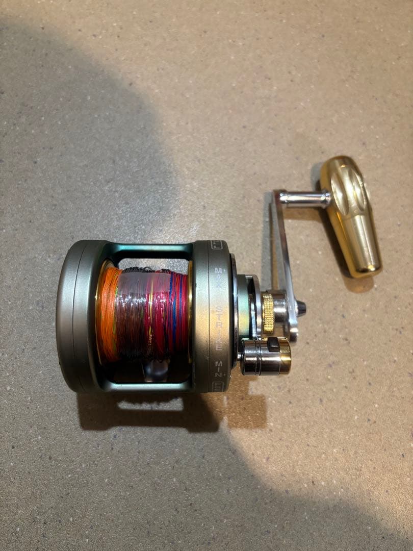 格安 TICA TEAM ST12 ベイトリール トローリング 船用 ジギング